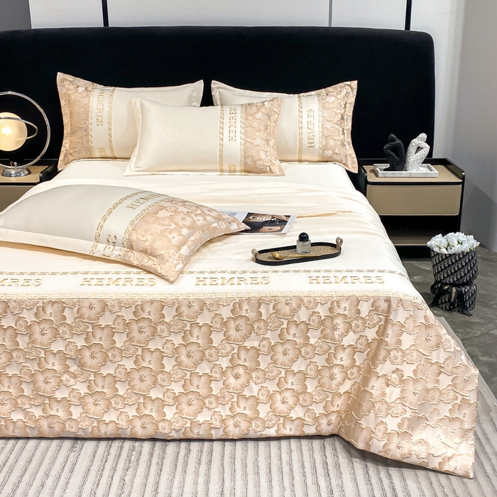 91家纺网 家纺一手货源 找家纺 子曰 2026新款浮雕水洗真丝夏被四件套 花开朵朵-米白