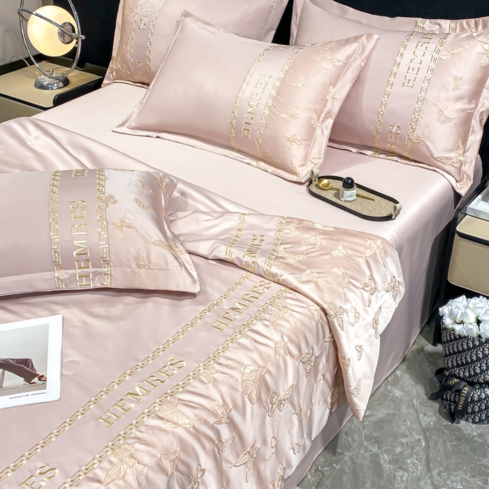 91家纺网 家纺一手货源 找家纺 子曰 2026新款浮雕水洗真丝夏被四件套 醉蝴蝶-粉