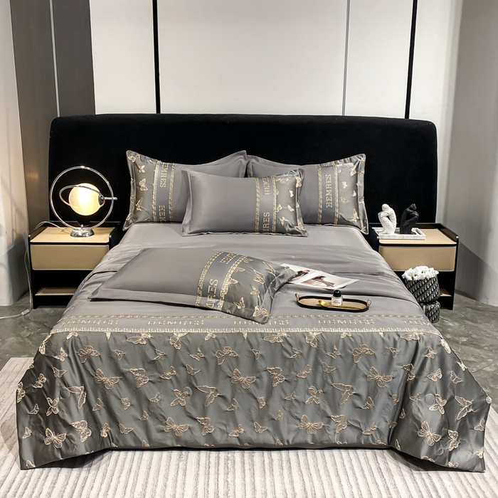 91家纺网 家纺一手货源 找家纺 子曰 2026新款浮雕水洗真丝夏被四件套 醉蝴蝶-灰