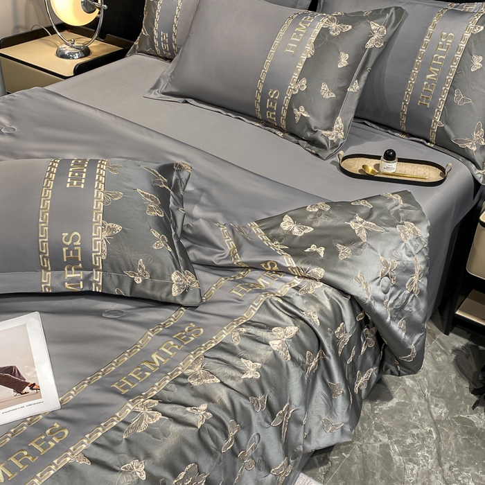 91家纺网 家纺一手货源 找家纺 子曰 2026新款浮雕水洗真丝夏被四件套 醉蝴蝶-灰