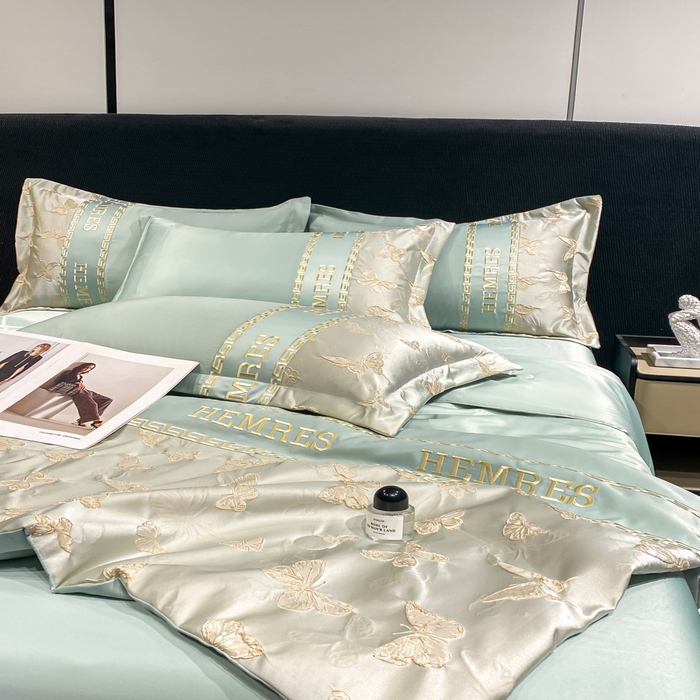 91家纺网 家纺一手货源 找家纺 子曰 2026新款浮雕水洗真丝夏被四件套 醉蝴蝶-绿