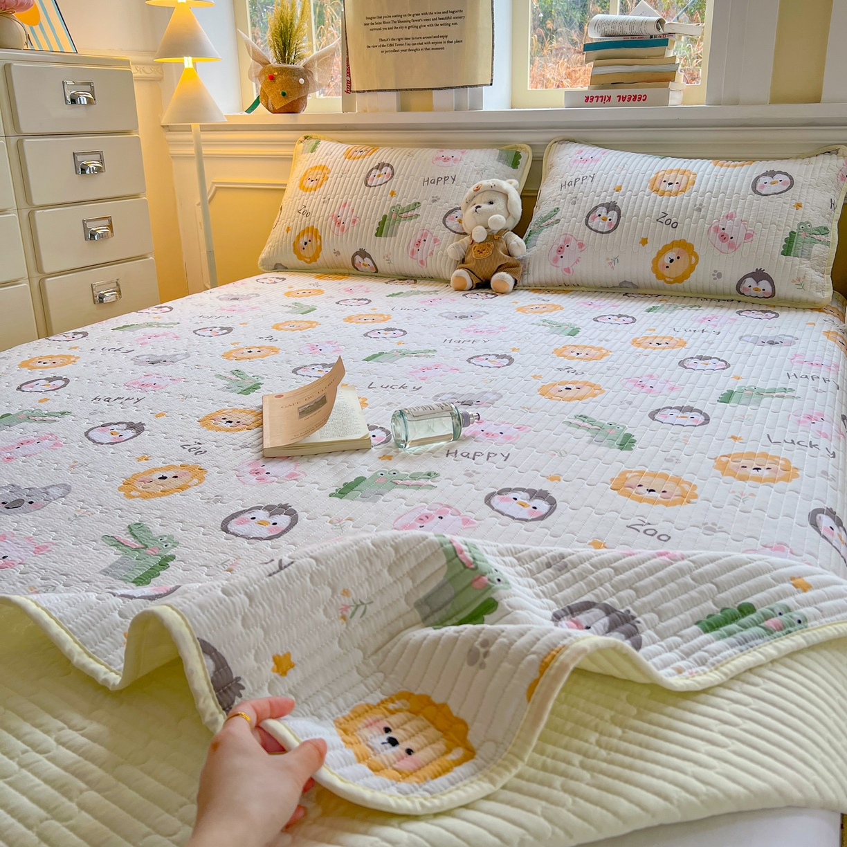 91家纺网 家纺一手货源 找家纺 梵克保罗 2026新款A类小清新四季可用学生宿舍床单  单件夹棉炕盖床盖炕毯三件套 幸运乐园