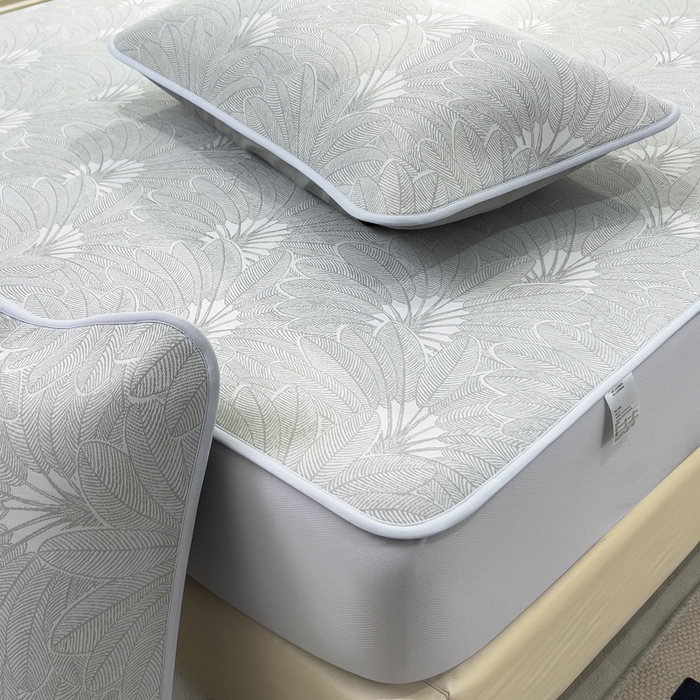 91家纺网 家纺一手货源 找家纺 倾慕 2026新款提花凉感凉席床笠款三件套系列 清风雅韵灰床笠款