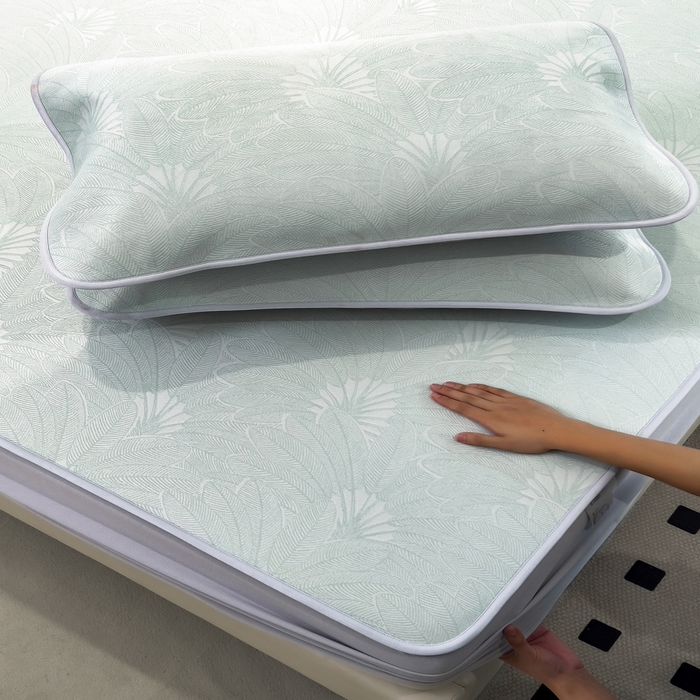 91家纺网 家纺一手货源 找家纺 倾慕 2026新款提花凉感凉席床笠款三件套系列 清风雅韵绿床笠款