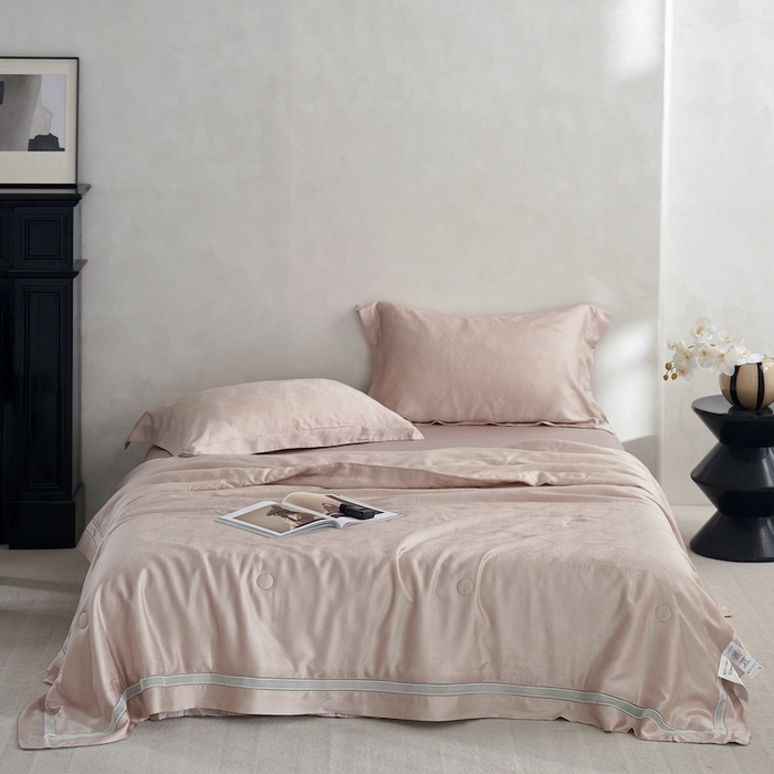 91家纺网 家纺一手货源 找家纺 丽笙被芯 2026春夏新款A类兰精天丝提花夏被夏凉被空调被（老款延续） 岚朵粉