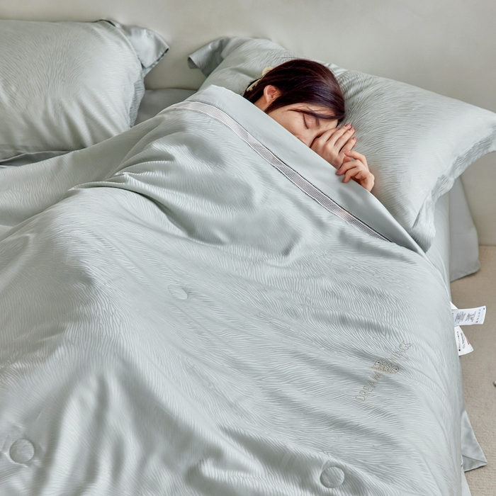 91家纺网 家纺一手货源 找家纺 丽笙被芯 2026春夏新款A类兰精天丝提花夏被夏凉被空调被（老款延续） 耳鱼青