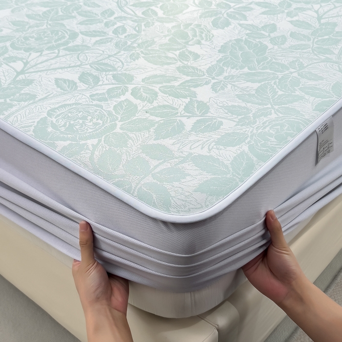 91家纺网 家纺一手货源 找家纺 倾慕 2026新款提花凉感凉席床笠款三件套系列 情意浓绿床笠款