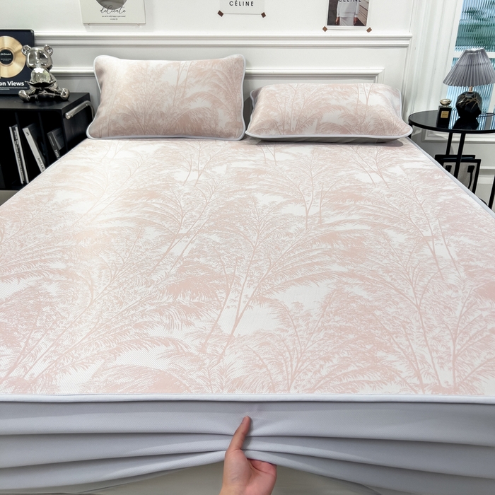 91家纺网 家纺一手货源 找家纺 倾慕 2026新款提花凉感凉席床笠款三件套系列 森林奇境粉床笠款