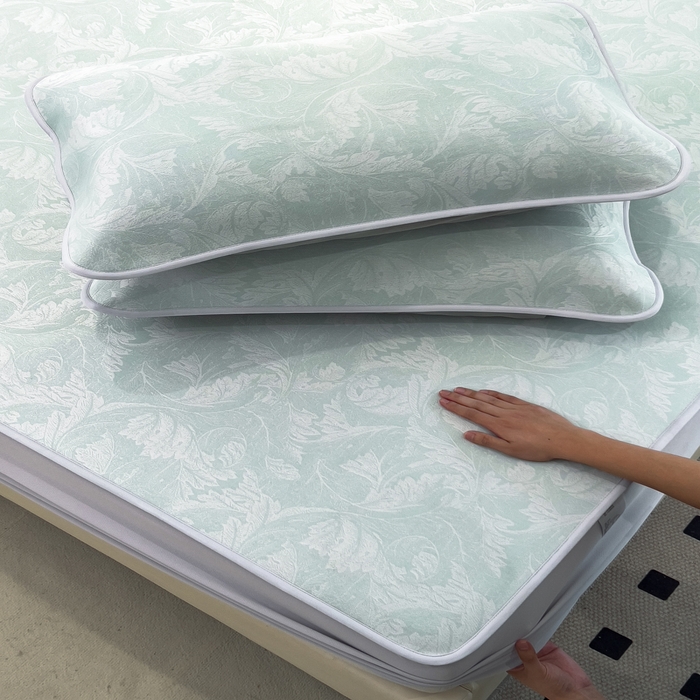 91家纺网 家纺一手货源 找家纺 倾慕 2026新款提花凉感凉席床笠款三件套系列 叶之恋绿床笠款