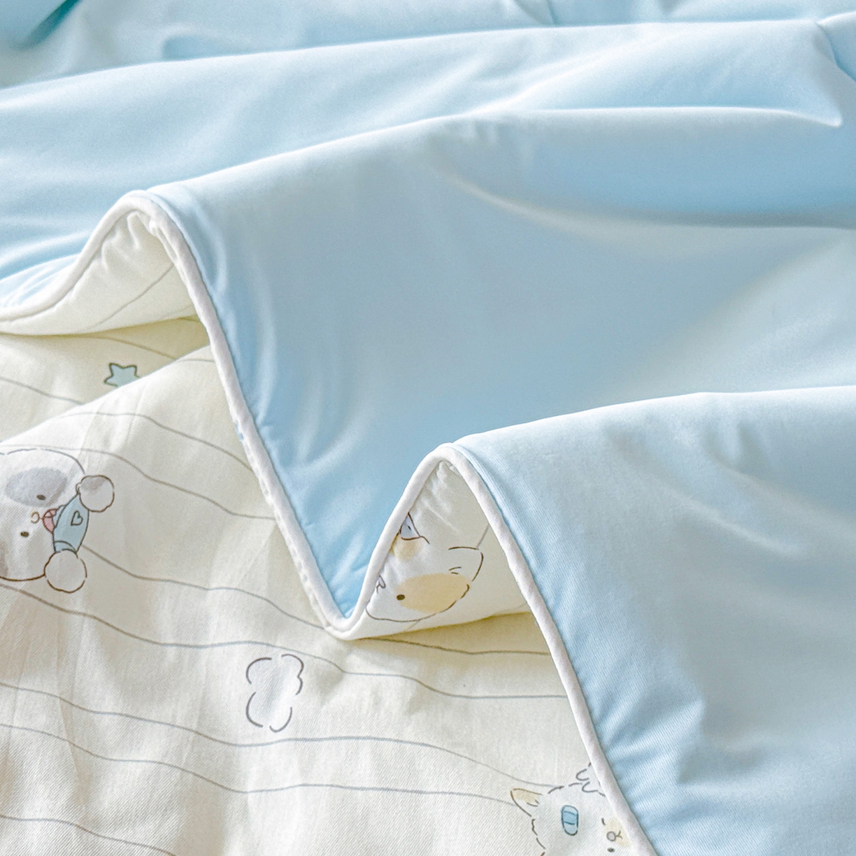 91家纺网 家纺一手货源 找家纺 万盛家纺 2026新款全棉锦氨凉感夏被夏凉被空调被 小猫钓鱼