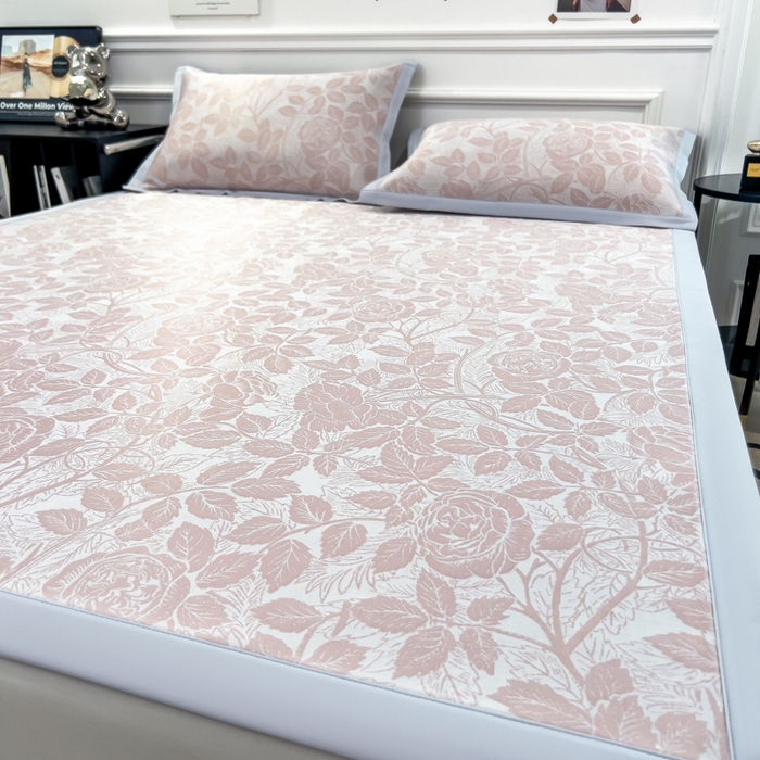 91家纺网 家纺一手货源 找家纺 倾慕 2026新款提花凉感凉席床席款三件套系列 情意浓粉床席款