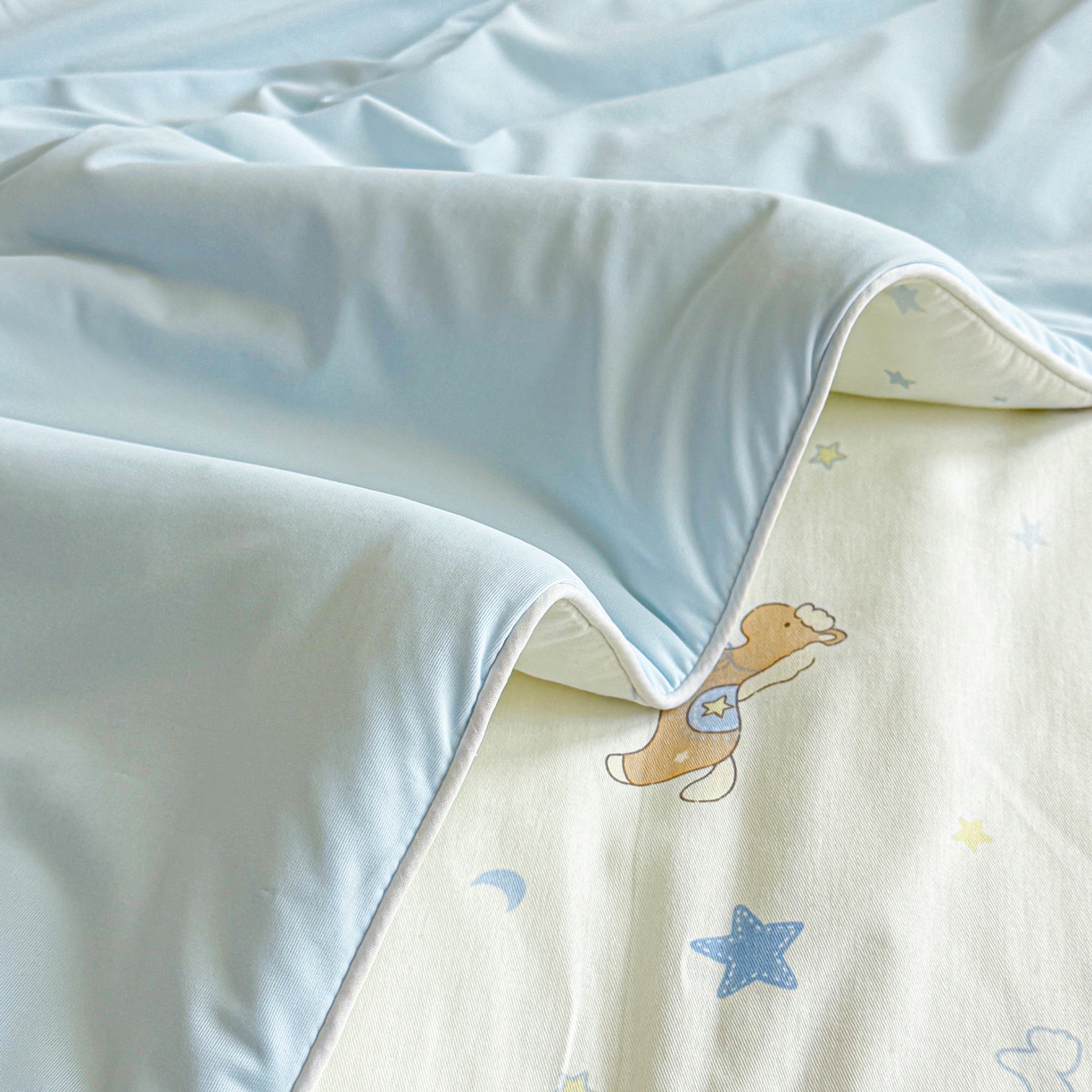 91家纺网 家纺一手货源 找家纺 万盛家纺 2026新款全棉锦氨凉感夏被夏凉被空调被 木马心愿