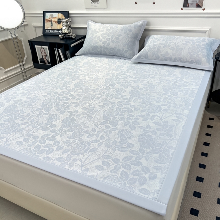 91家纺网 家纺一手货源 找家纺 倾慕 2026新款提花凉感凉席床席款三件套系列 情意浓蓝床席款