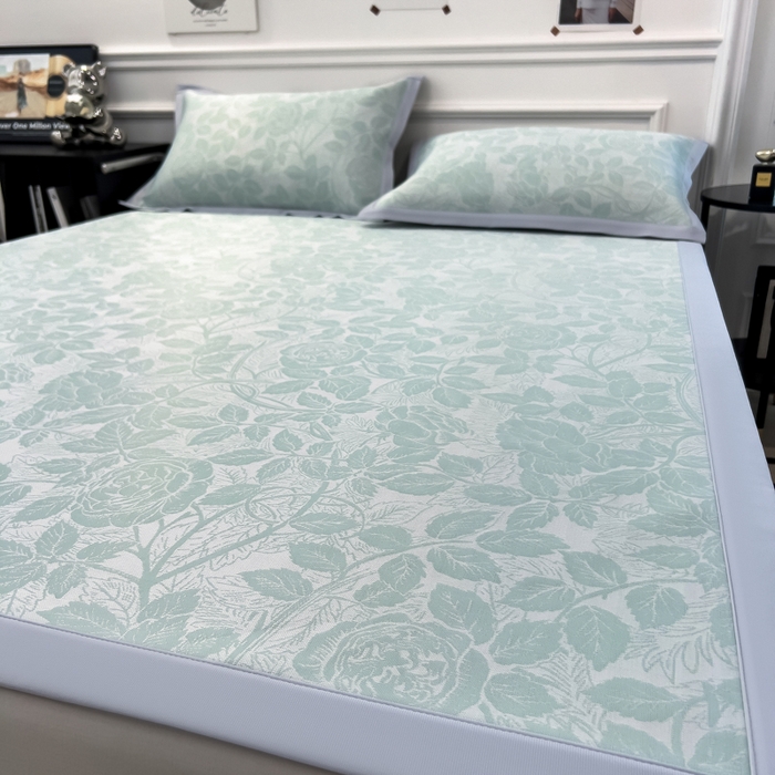 91家纺网 家纺一手货源 找家纺 倾慕 2026新款提花凉感凉席床席款三件套系列 情意浓绿床席款