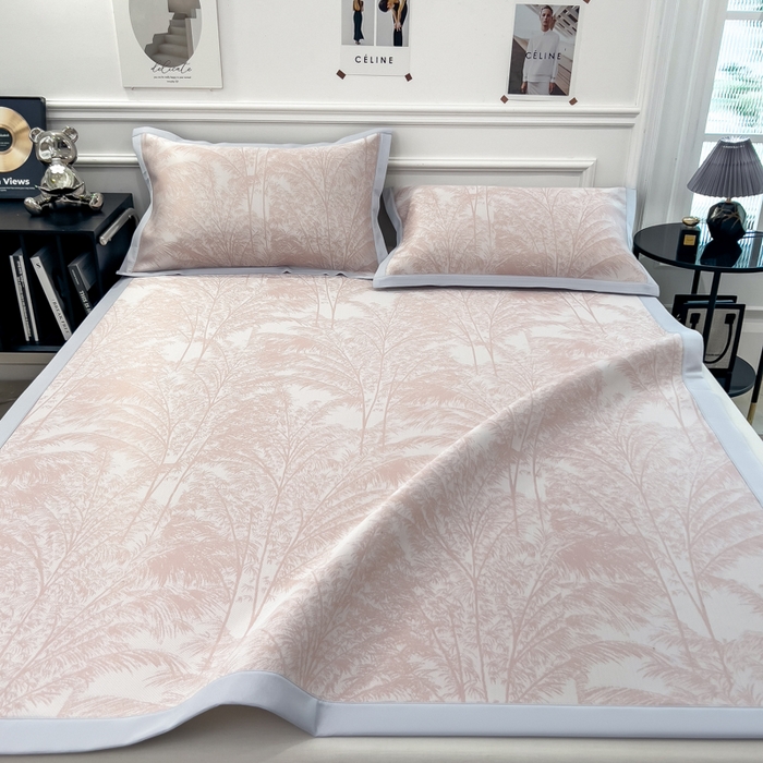 91家纺网 家纺一手货源 找家纺 倾慕 2026新款提花凉感凉席床席款三件套系列 森林奇境粉床席款