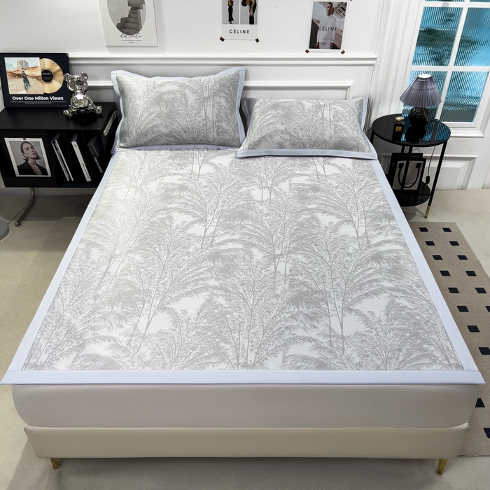 91家纺网 家纺一手货源 找家纺 倾慕 2026新款提花凉感凉席床席款三件套系列 森林奇境灰床席款