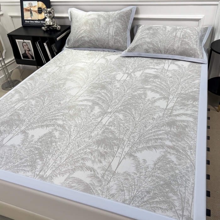 91家纺网 家纺一手货源 找家纺 倾慕 2026新款提花凉感凉席床席款三件套系列 森林奇境灰床席款