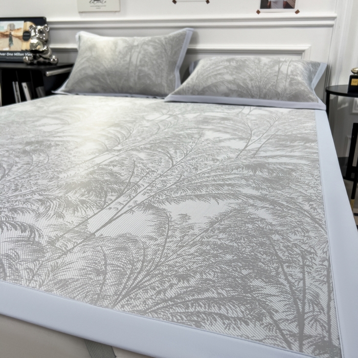 91家纺网 家纺一手货源 找家纺 倾慕 2026新款提花凉感凉席床席款三件套系列 森林奇境灰床席款