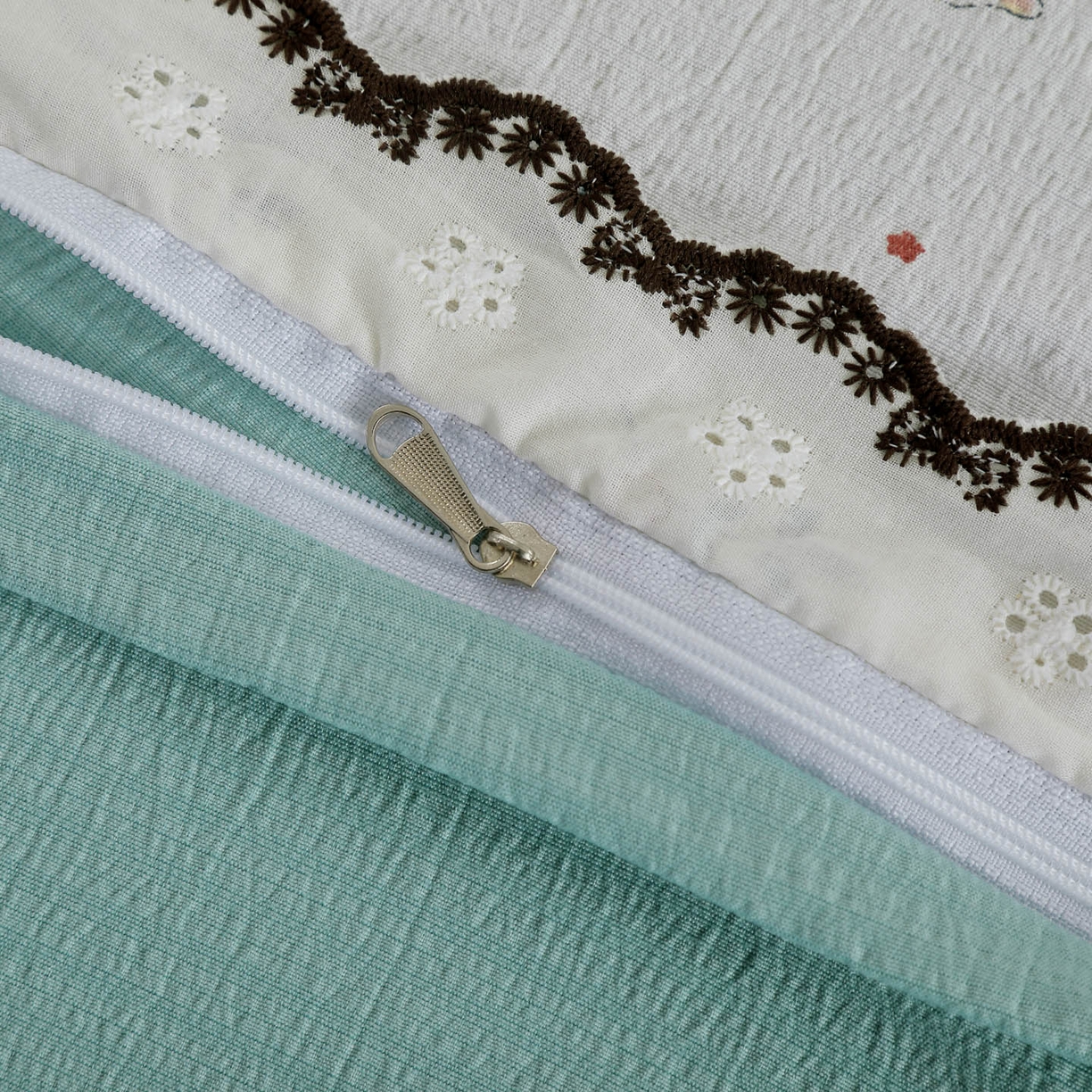 91家纺网 家纺一手货源 找家纺 三悦四季 2026春夏新款小清新云感皱皱纱四件套 青蓝小兔