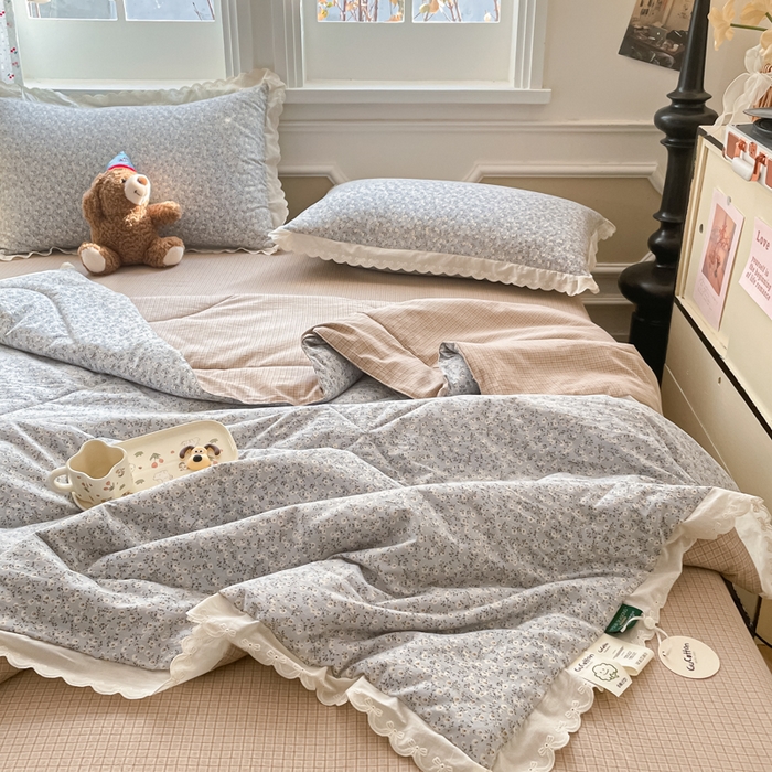 91家纺网 家纺一手货源 找家纺 老帅的工厂店 2026新款A类古棉花边抗菌夏被 花境