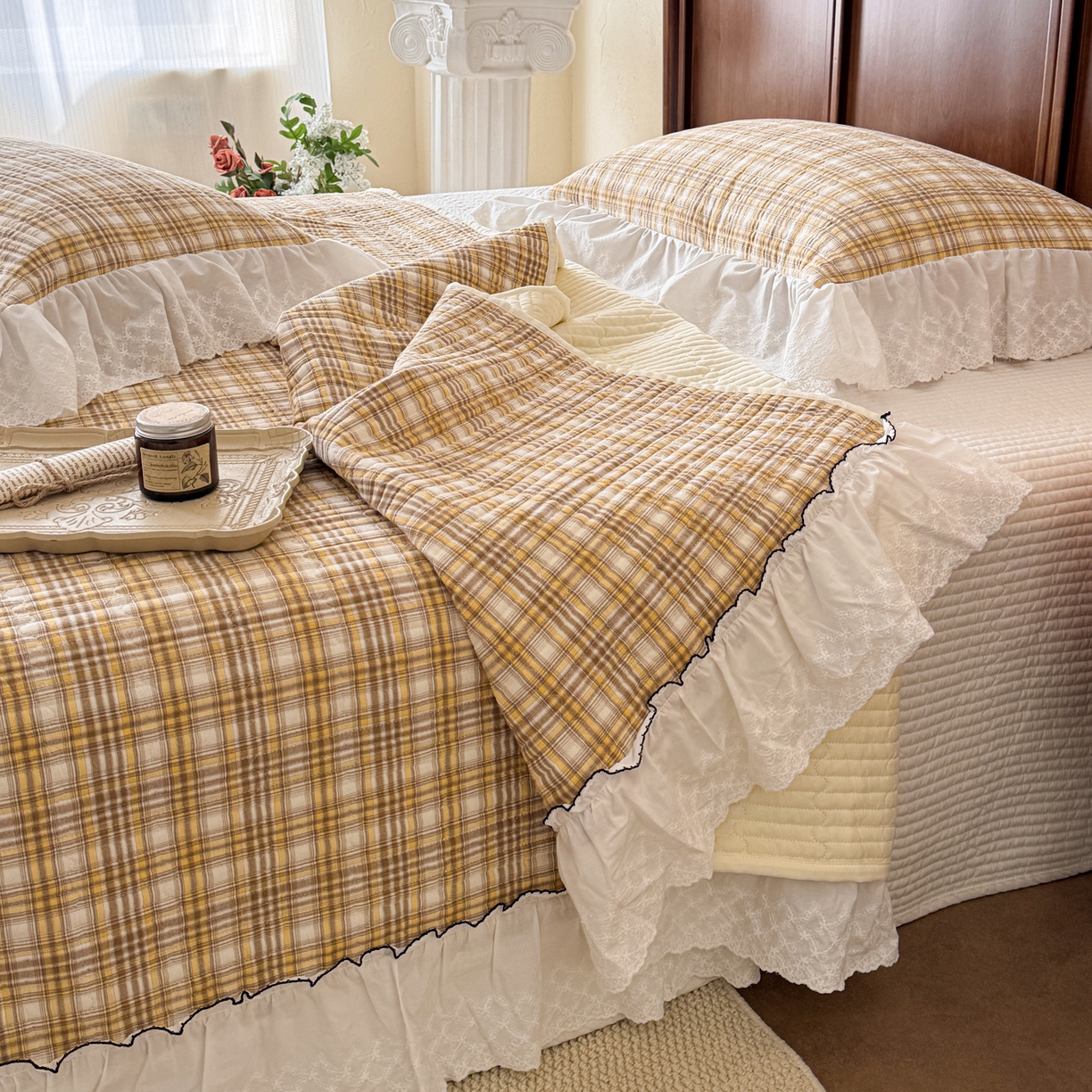 91家纺网 家纺一手货源 找家纺 沐辰 2026新款A类色织水洗棉花边款床盖 橘色中格