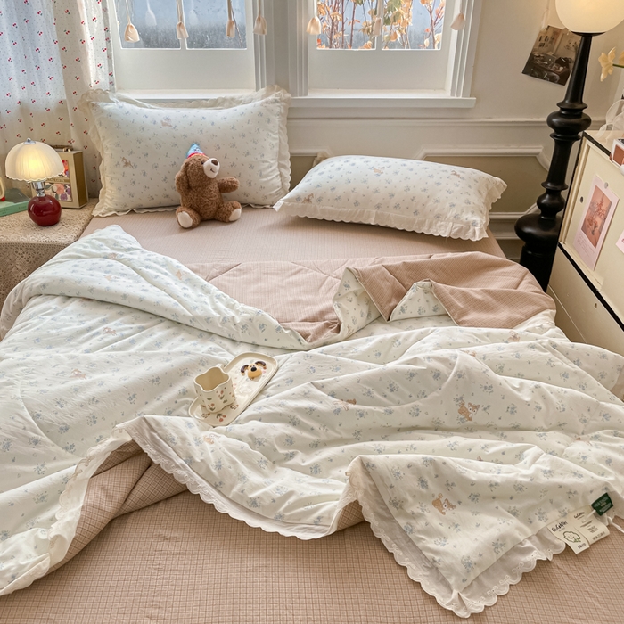 91家纺网 家纺一手货源 找家纺 老帅的工厂店 2026新款A类古棉花边抗菌夏被 鹿踪