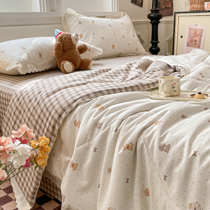 91家纺网 家纺一手货源 找家纺 老帅的工厂店 2026新款A类古棉花边抗菌夏被 奶咖犬格