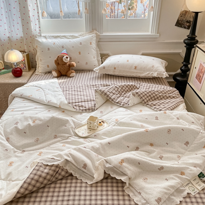 91家纺网 家纺一手货源 找家纺 老帅的工厂店 2026新款A类古棉花边抗菌夏被 奶咖犬格