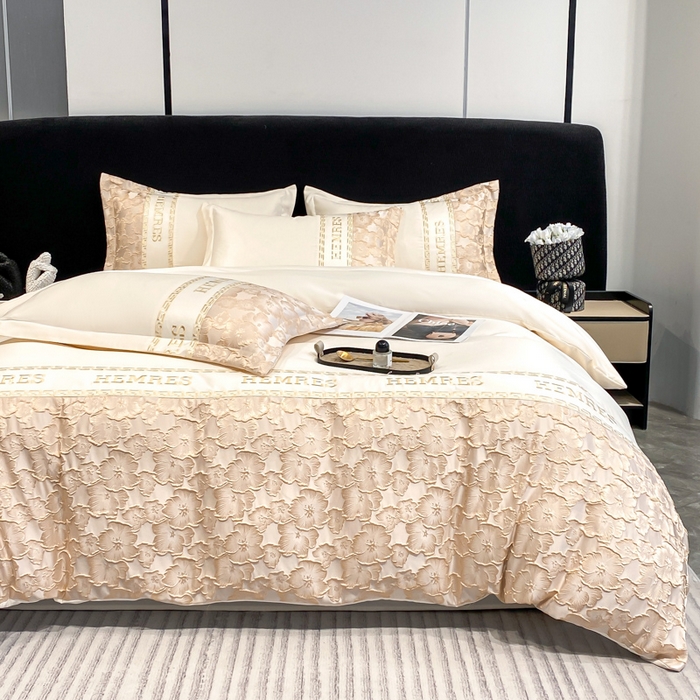 91家纺网 家纺一手货源 找家纺 子曰 2026新款浮雕水洗真丝四件套 花开朵朵-米白