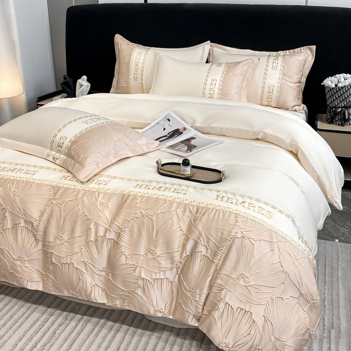 91家纺网 家纺一手货源 找家纺 子曰 2026新款浮雕水洗真丝四件套 花语-米白