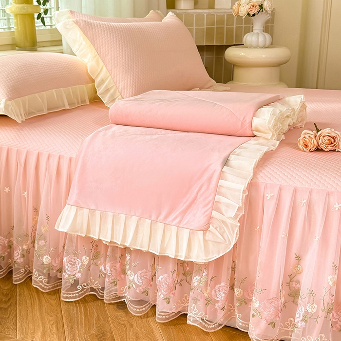 91家纺网 家纺一手货源 找家纺 后庭寝室 2026春夏新款乳胶凉席夏凉被空调被夏被四件套-爱意系列 爱意-水绿