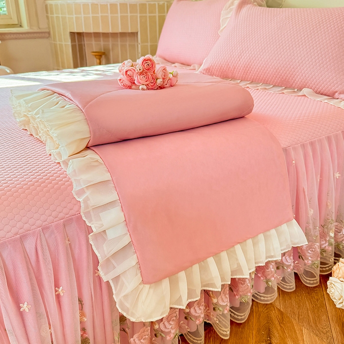 91家纺网 家纺一手货源 找家纺 后庭寝室 2026新款豆豆凉席夏被空调被四件套 完美恋人-粉色