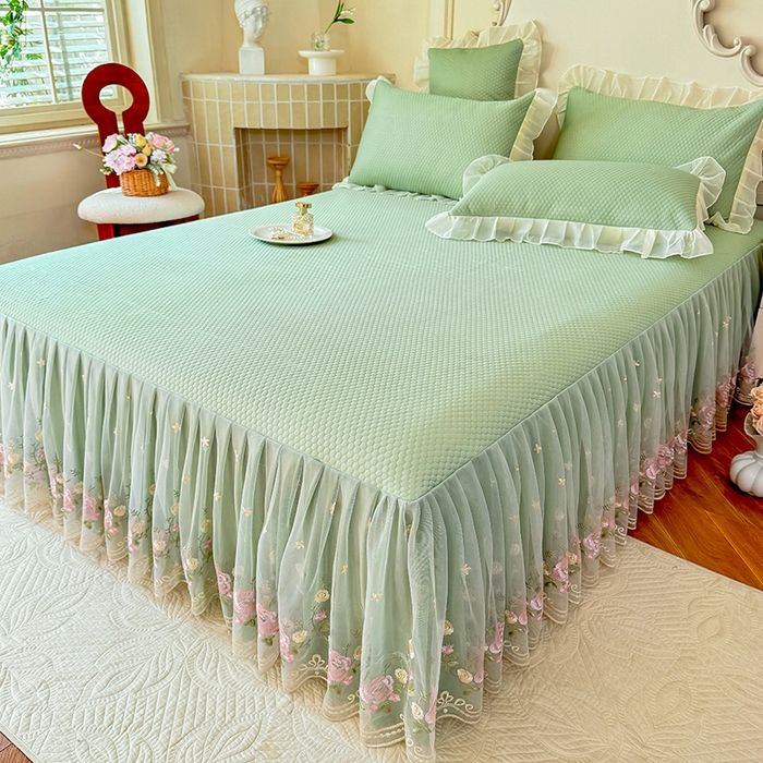 91家纺网 家纺一手货源 找家纺 后庭寝室 2026新款豆豆凉席夏被空调被四件套 完美恋人-嫩绿