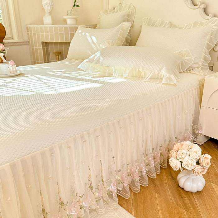 91家纺网 家纺一手货源 找家纺 后庭寝室 2026新款豆豆凉席夏被空调被四件套 完美恋人-米色