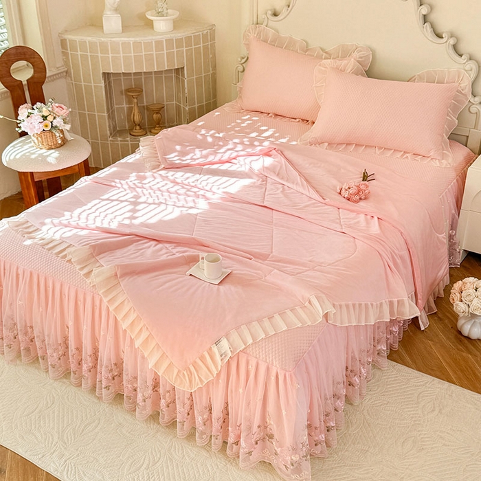 91家纺网 家纺一手货源 找家纺 后庭寝室 2026新款豆豆凉席夏被空调被四件套 完美恋人-嫩玉