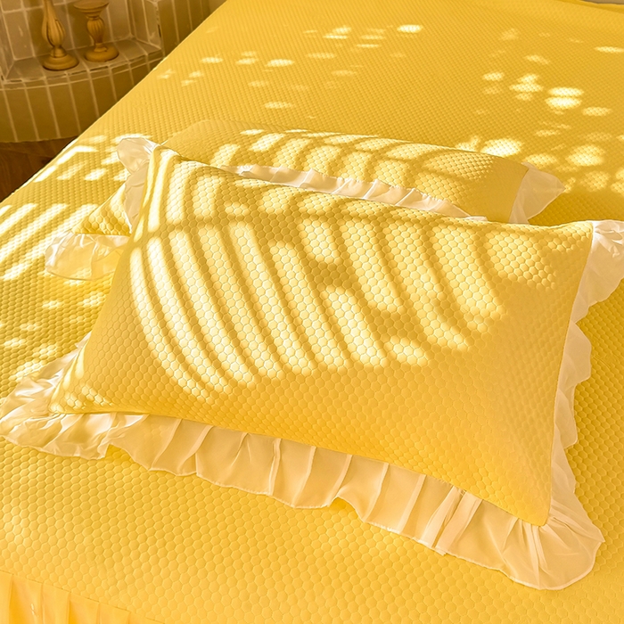 91家纺网 家纺一手货源 找家纺 后庭寝室 2026新款豆豆凉席夏被空调被四件套 完美恋人-嫩黄