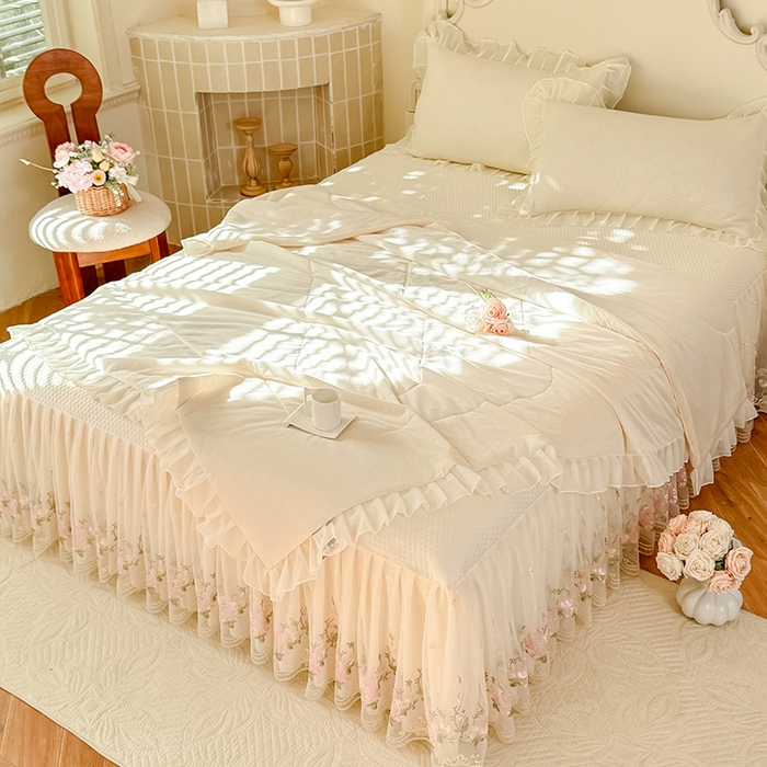 91家纺网 家纺一手货源 找家纺 后庭寝室 2026新款豆豆凉席夏被空调被四件套 完美恋人-米色