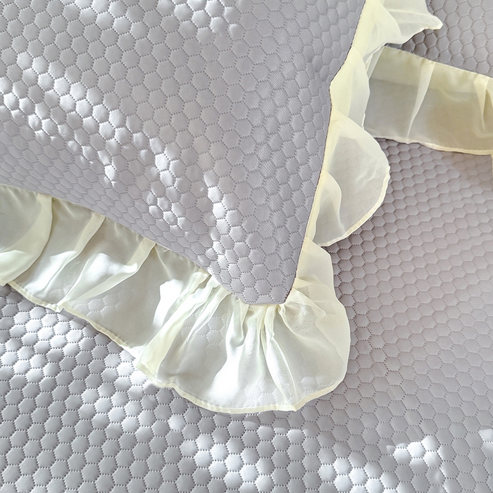 91家纺网 家纺一手货源 找家纺 后庭寝室 2026新款豆豆凉席夏被空调被四件套 完美恋人-浅灰