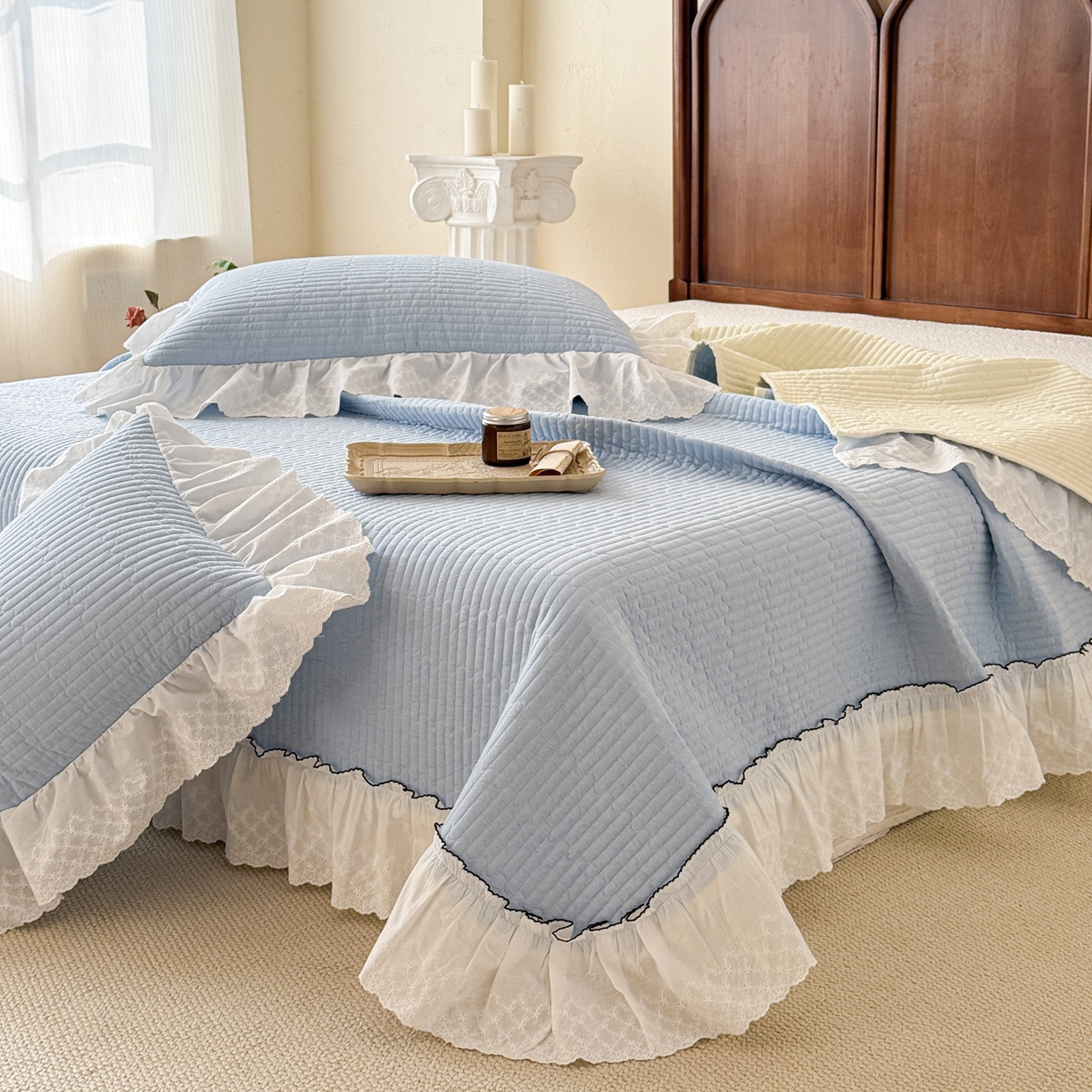 91家纺网 家纺一手货源 找家纺 沐辰 2026新款A类色织水洗棉花边款床盖 小泡芙-兰