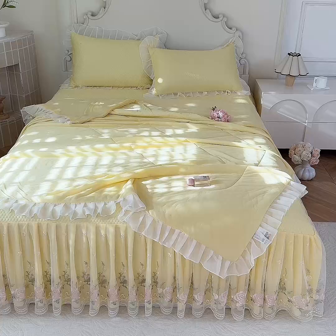 91家纺网 家纺一手货源 找家纺 后庭寝室 2026新款豆豆凉席夏被空调被四件套 完美恋人-嫩黄