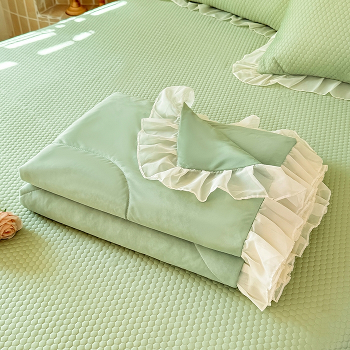 91家纺网 家纺一手货源 找家纺 后庭寝室 2026新款豆豆凉席夏被空调被四件套 完美恋人-嫩绿