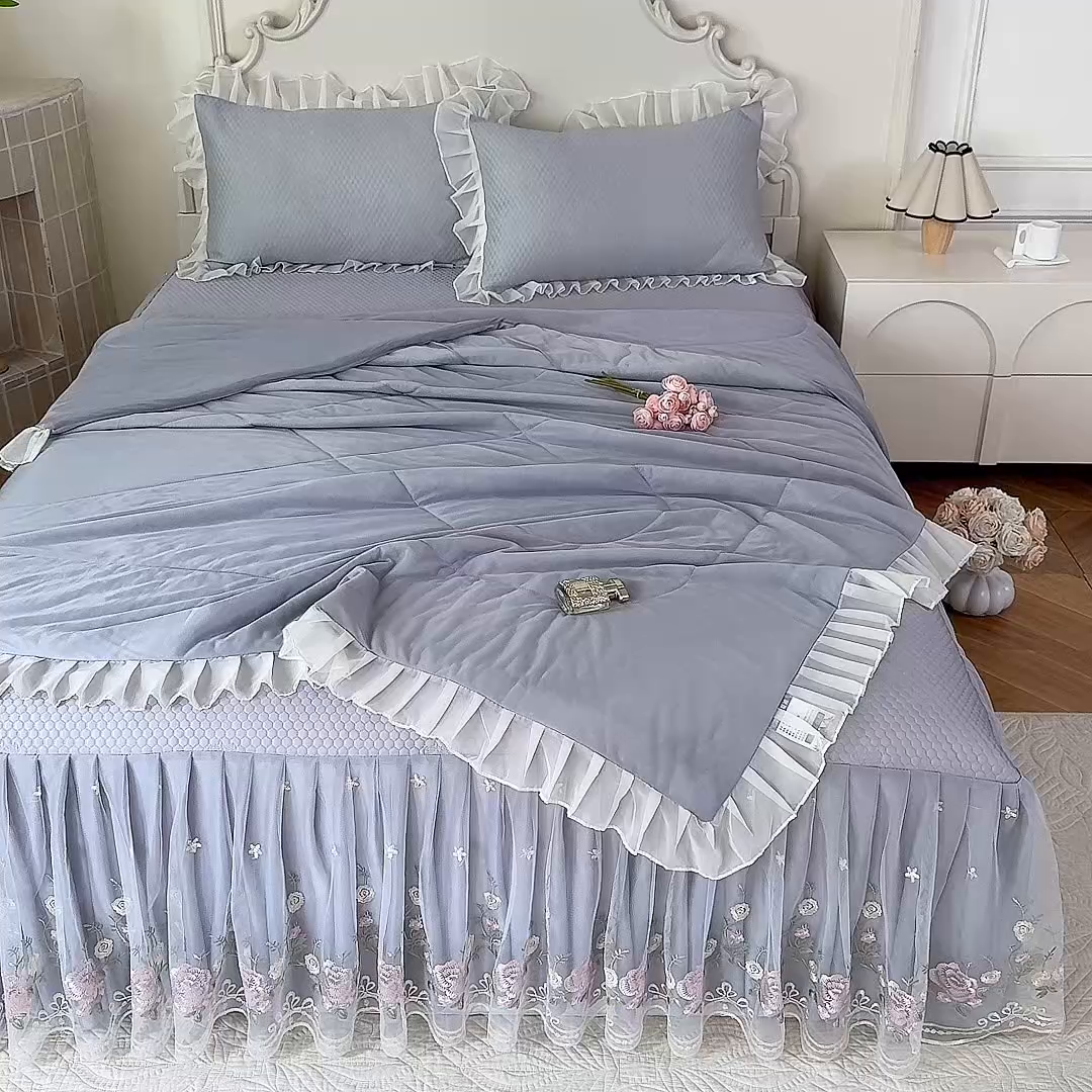 91家纺网 家纺一手货源 找家纺 后庭寝室 2026新款豆豆凉席夏被空调被四件套 完美恋人-浅灰