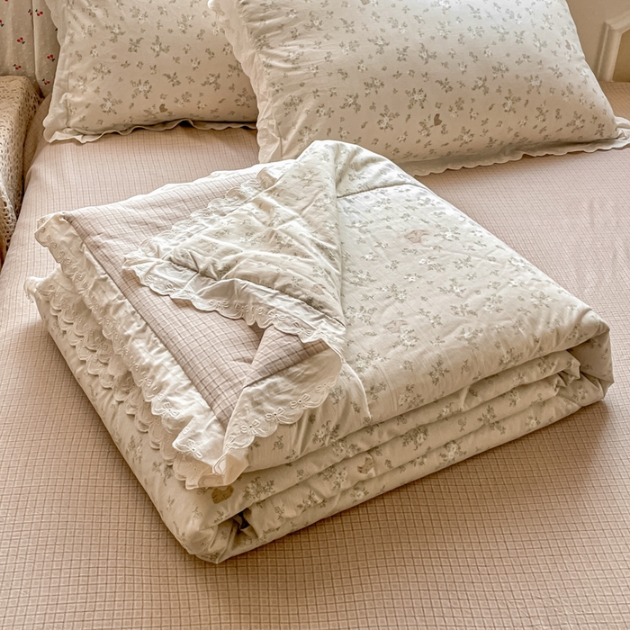 老帅的工厂店 2026新款A类古棉花边抗菌夏被 兔盯花语