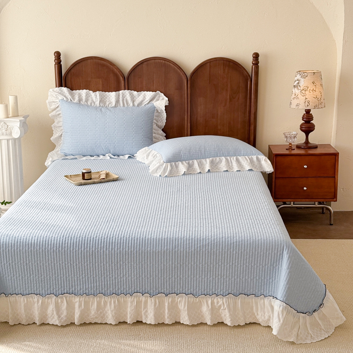 91家纺网 家纺一手货源 找家纺 沐辰 2026新款A类色织水洗棉花边款床盖 小泡芙-兰