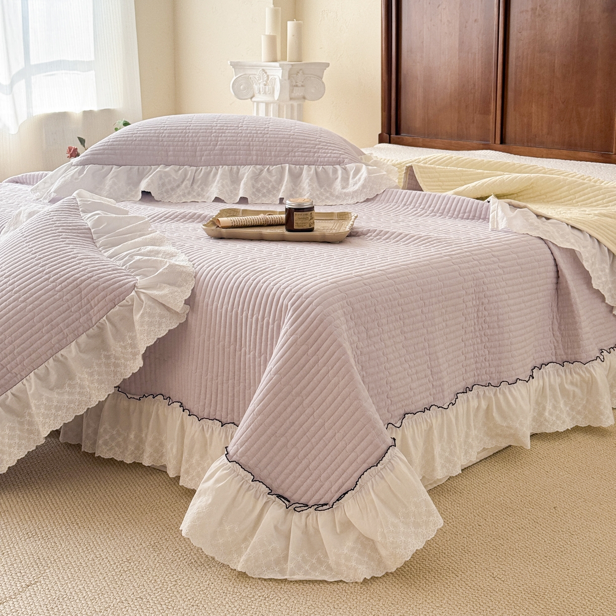 91家纺网 家纺一手货源 找家纺 沐辰 2026新款A类色织水洗棉花边款床盖 小泡芙-紫