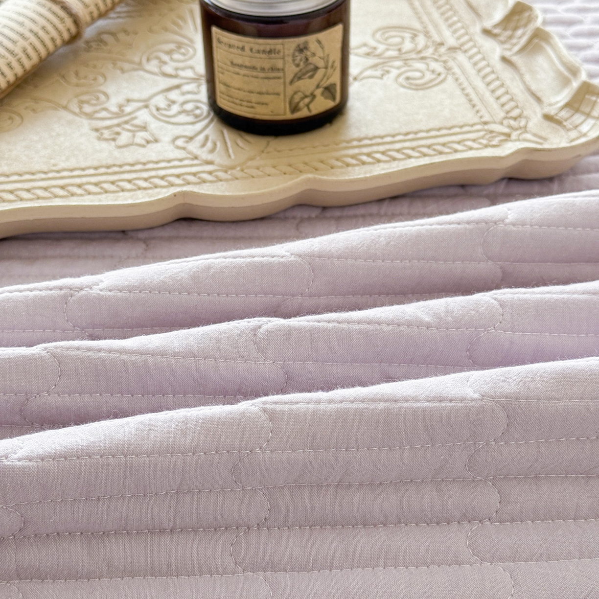 91家纺网 家纺一手货源 找家纺 沐辰 2026新款A类色织水洗棉花边款床盖 小泡芙-紫