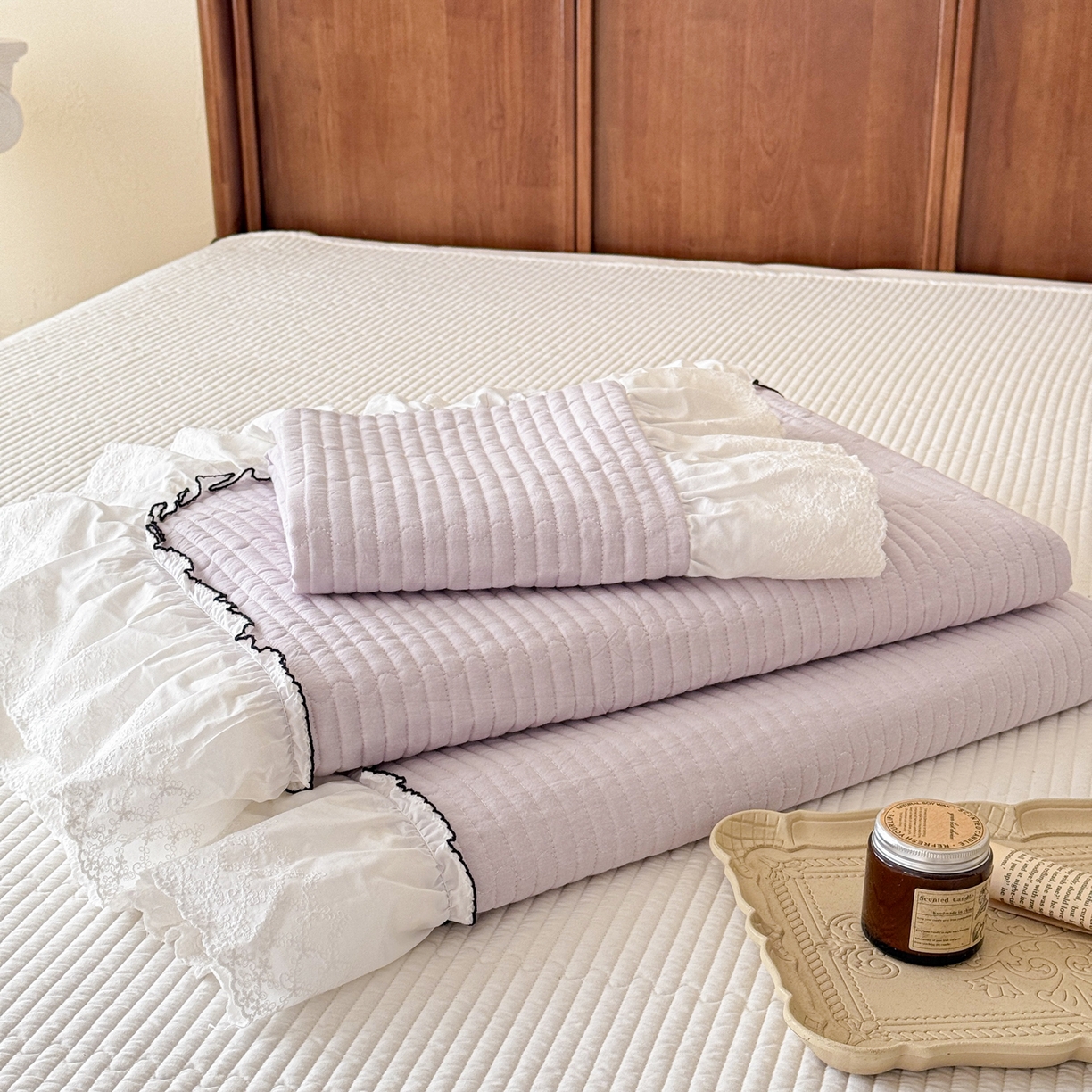 91家纺网 家纺一手货源 找家纺 沐辰 2026新款A类色织水洗棉花边款床盖 小泡芙-紫