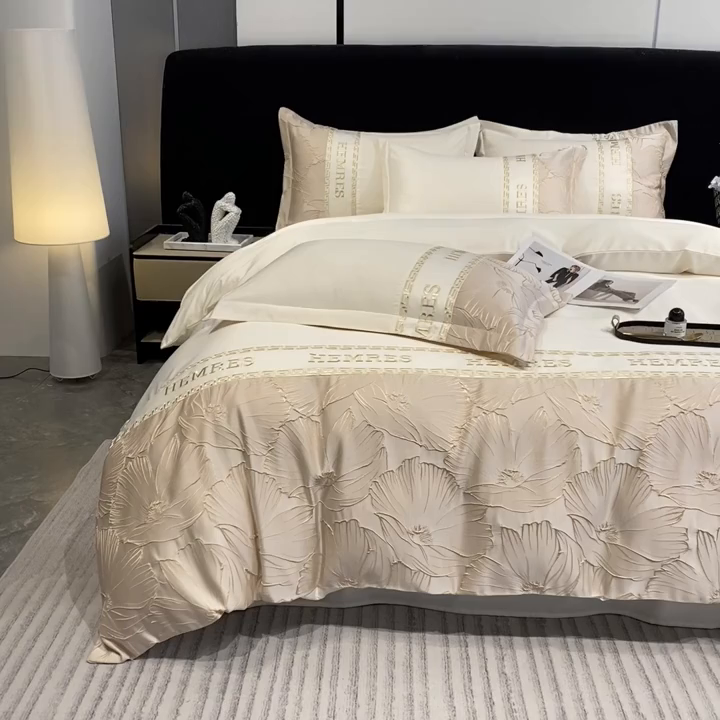 91家纺网 家纺一手货源 找家纺 子曰 2026新款浮雕水洗真丝四件套 花语-米白