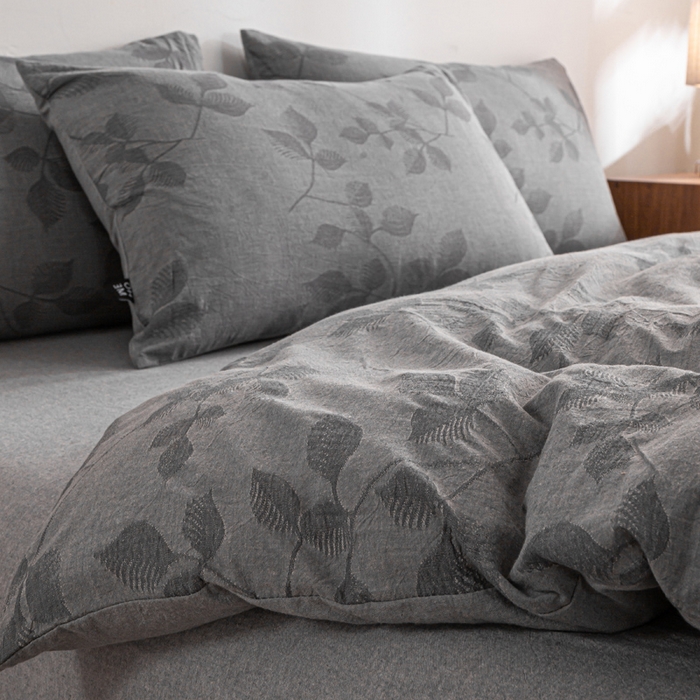 91家纺网 家纺一手货源 找家纺 恋人优选 2026新款樱花叶全棉纯棉提花四件套 樱花叶-灰