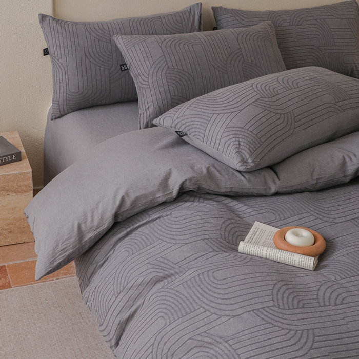 91家纺网 家纺一手货源 找家纺 恋人优选 2026新款浮光全棉纯棉提花四件套 浮光灰